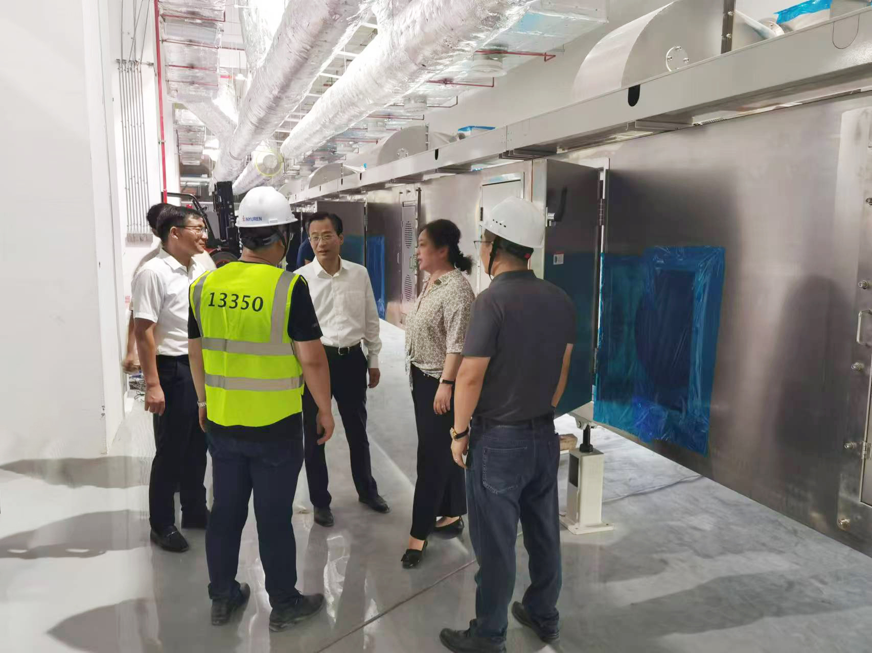 安徽省淮南市市长张志强一行领导莅临加拿大28 航天锂电项目调研指导